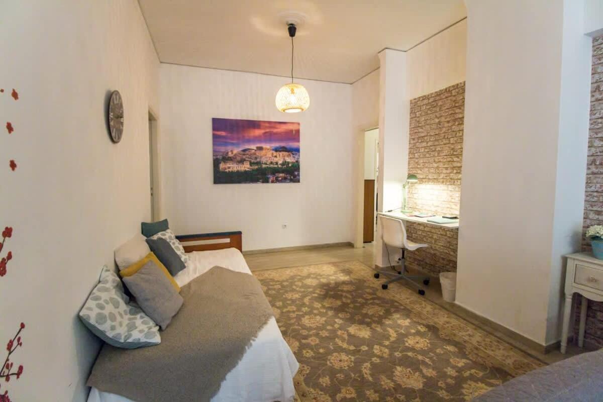 Stylish Apt In Athens Center Exterior photo